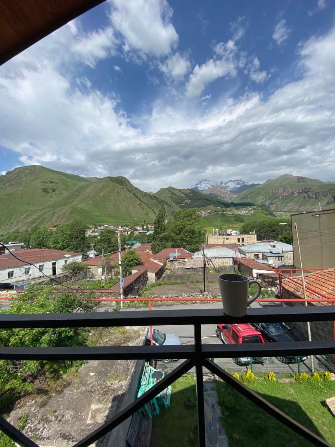 Uptown Boutique Kazbegi Hotel Esterno foto