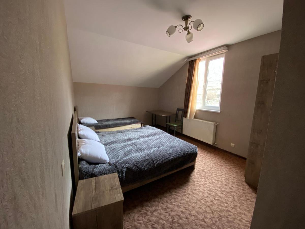 Uptown Boutique Kazbegi Hotel Esterno foto